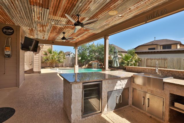 20818 Mystic Stone Drive, Tomball, TX 77375