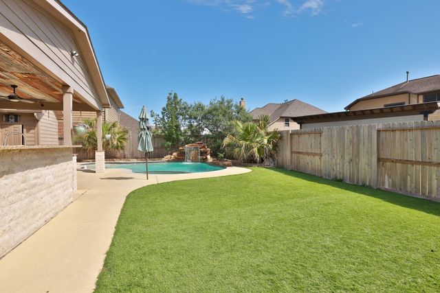 20818 Mystic Stone Drive, Tomball, TX 77375