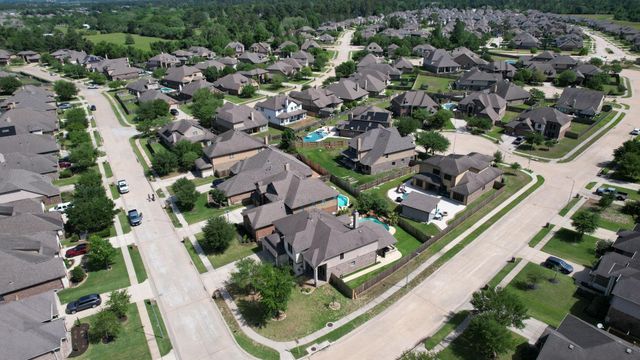 20818 Mystic Stone Drive, Tomball, TX 77375