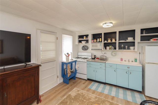 7 Brodie Road 14, Hopewell Junction, NY 12533