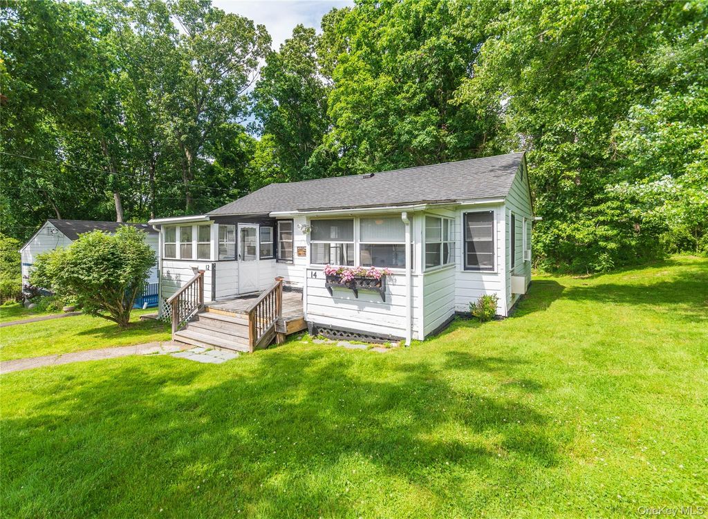 7 Brodie Road 14, Hopewell Junction, NY 12533