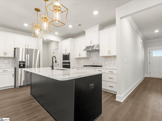 516 Hadlow Street, Greer, SC 29651