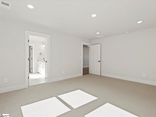 516 Hadlow Street, Greer, SC 29651