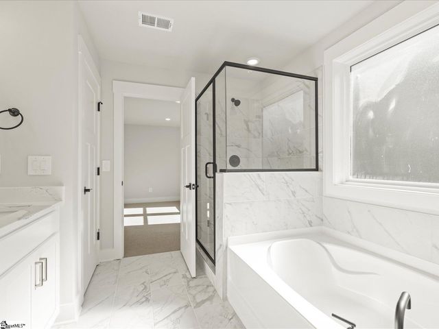 516 Hadlow Street, Greer, SC 29651