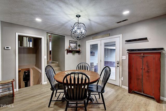 150 Little Stoney Creek Road, Elizabethton, TN 37643