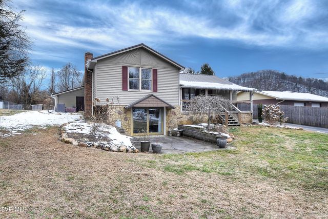 150 Little Stoney Creek Road, Elizabethton, TN 37643