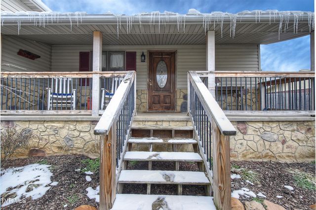 150 Little Stoney Creek Road, Elizabethton, TN 37643