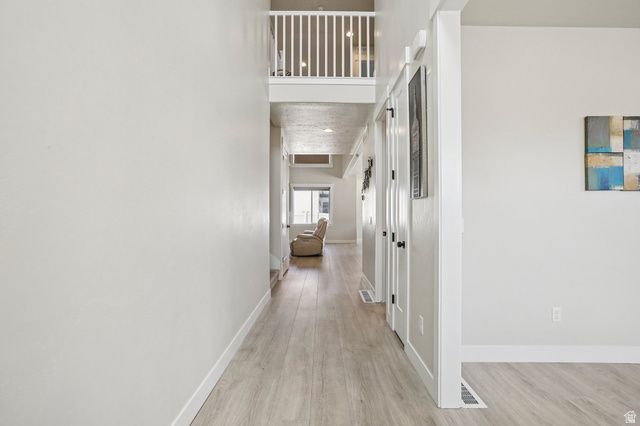 10956 S COASTAL DUNE DR, South Jordan, UT 84009