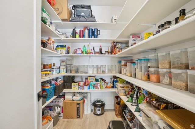 10956 S COASTAL DUNE DR, South Jordan, UT 84009