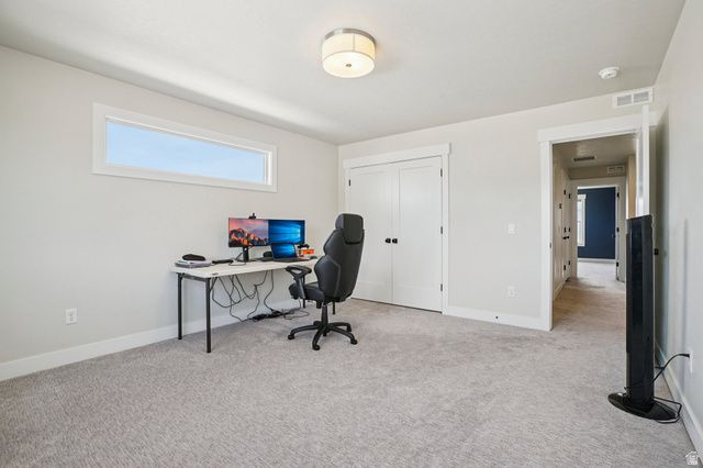 10956 S COASTAL DUNE DR, South Jordan, UT 84009