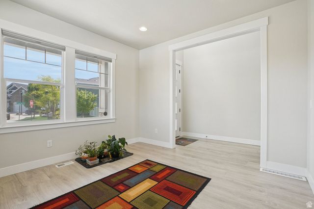 10956 S COASTAL DUNE DR, South Jordan, UT 84009