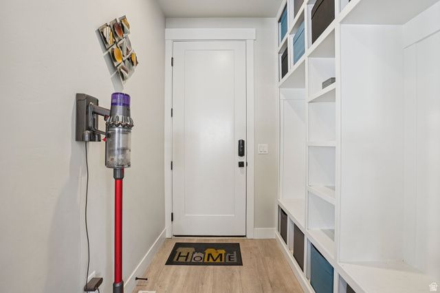 10956 S COASTAL DUNE DR, South Jordan, UT 84009