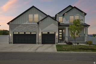 10956 S COASTAL DUNE DR, South Jordan, UT 84009
