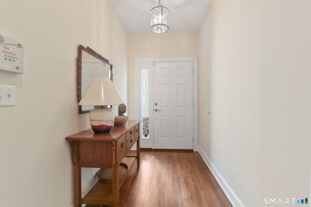 158 Kyles Way 158, Shelton, CT 06484