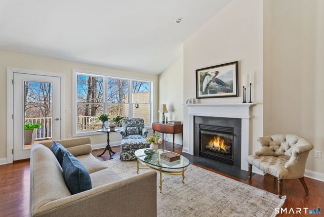 158 Kyles Way 158, Shelton, CT 06484