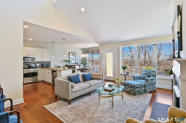 158 Kyles Way 158, Shelton, CT 06484