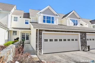 158 Kyles Way 158, Shelton, CT 06484