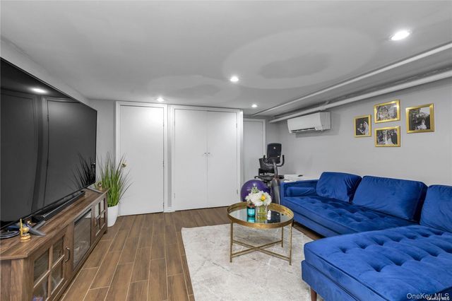 142-34 Sutter Avenue, Jamaica, NY 11436