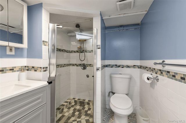142-34 Sutter Avenue, Jamaica, NY 11436