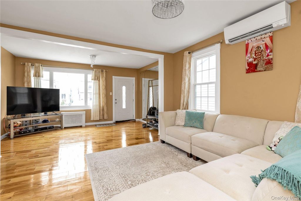 142-34 Sutter Avenue, Jamaica, NY 11436 — photo 2