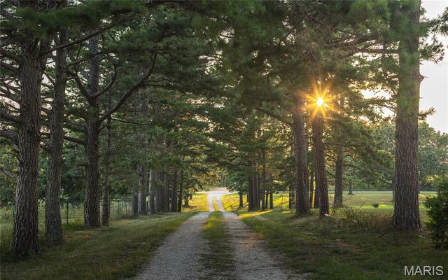 18480 State Route O, Rolla, MO 65401