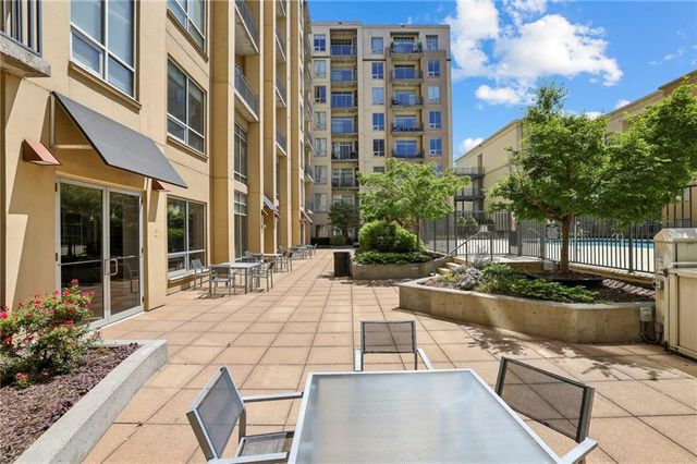 711 Cosmopolitan Drive NE 102, Atlanta, GA 30324