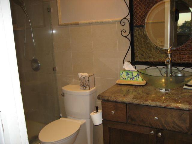 13200 W HEIDEN Circle 2408, Lake Bluff, IL 60044