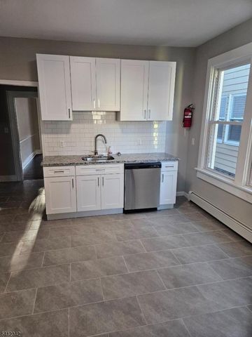 147 N 15Th St, Bloomfield Twp., NJ 07003