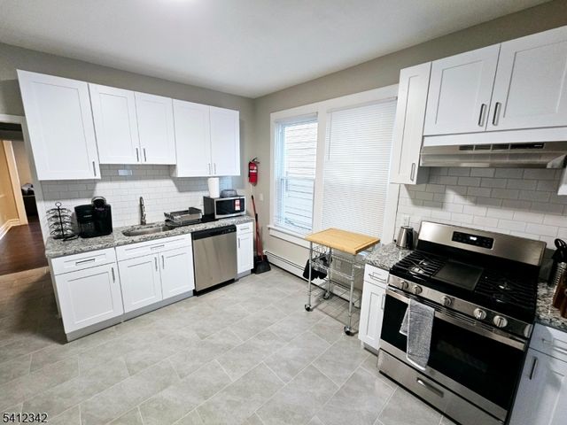 147 N 15Th St, Bloomfield Twp., NJ 07003