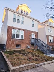 147 N 15Th St, Bloomfield Twp., NJ 07003