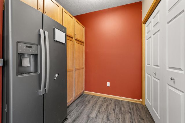 568 State Street C, Saint Paul, MN 55107