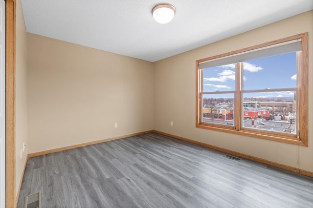 568 State Street C, Saint Paul, MN 55107