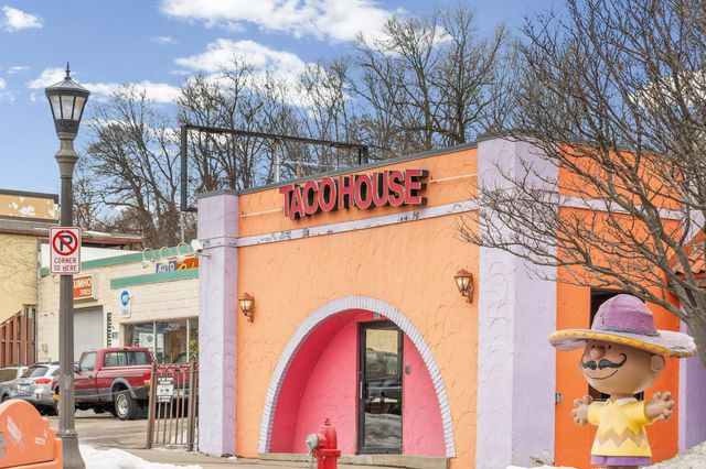 568 State Street C, Saint Paul, MN 55107