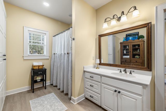 1208 Pine St, Kilgore, TX 75662