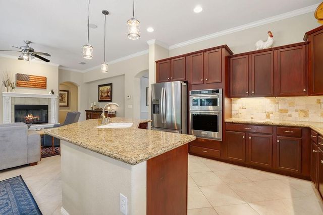 1860 Greywood Cir, Roseville, CA 95747
