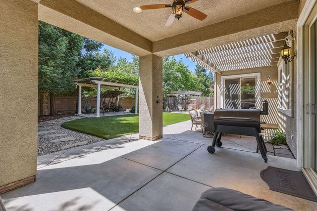 1860 Greywood Cir, Roseville, CA 95747