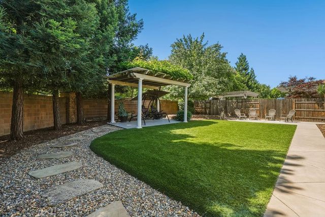 1860 Greywood Cir, Roseville, CA 95747
