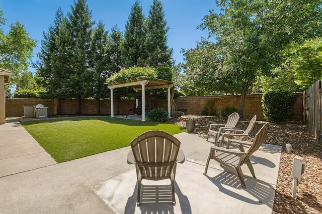 1860 Greywood Cir, Roseville, CA 95747
