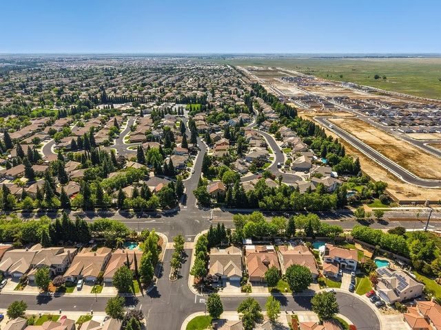 1860 Greywood Cir, Roseville, CA 95747
