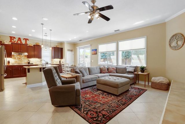 1860 Greywood Cir, Roseville, CA 95747