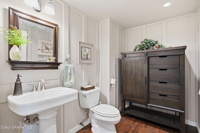 758 Meadowood RD, Sandpoint, ID 83864