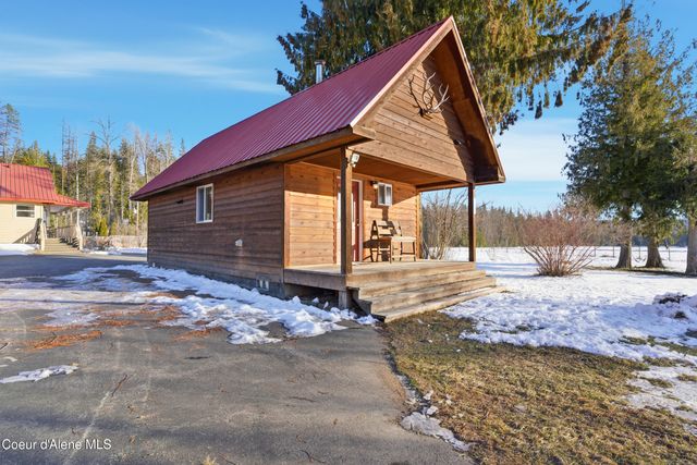 758 Meadowood RD, Sandpoint, ID 83864