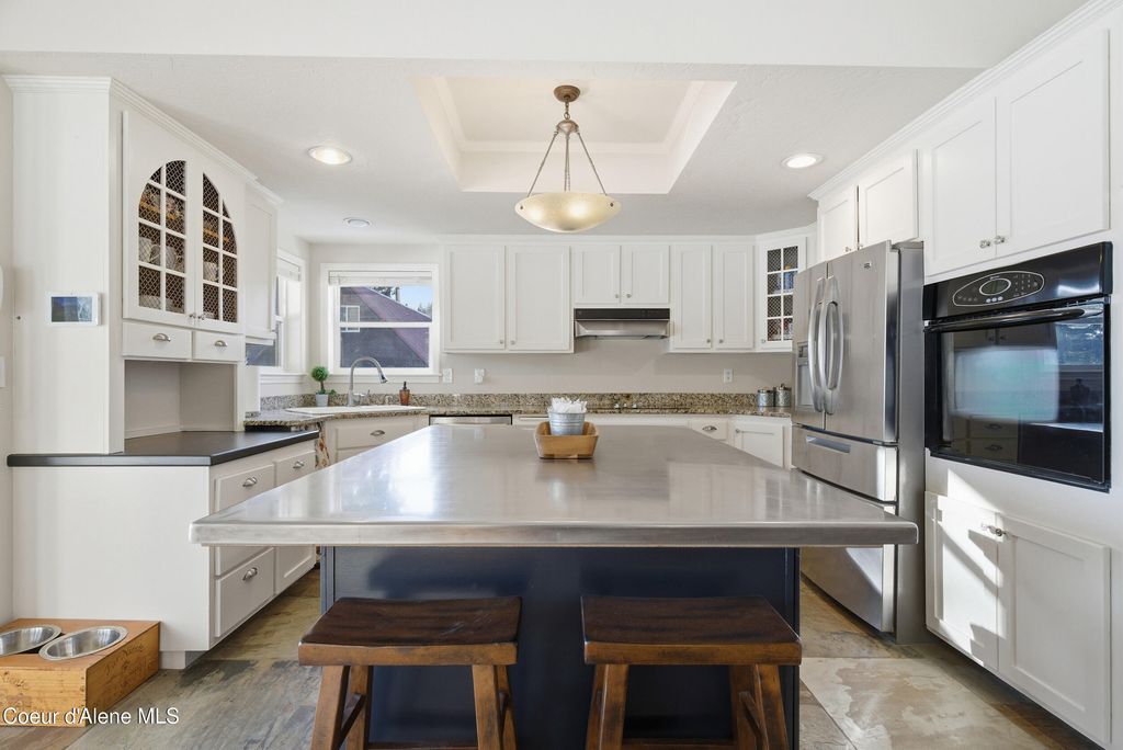 758 Meadowood RD, Sandpoint, ID 83864 photo 3