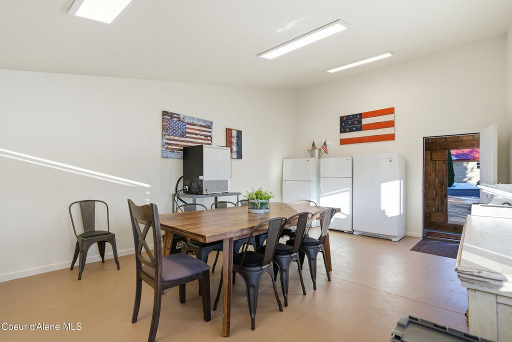 758 Meadowood RD, Sandpoint, ID 83864 photo 49