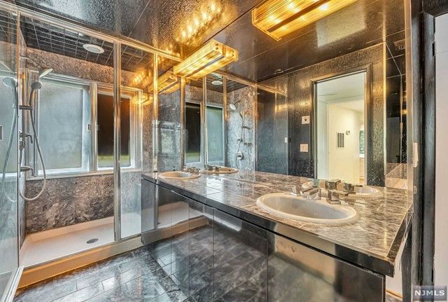 45 Longridge Road, Montvale, NJ 07645