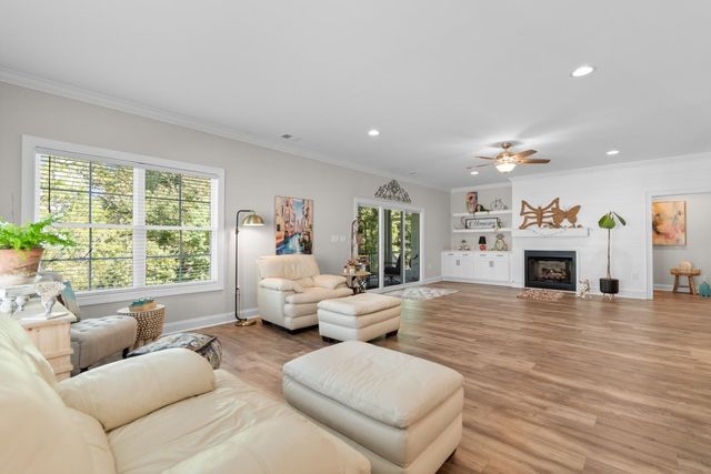 254 Rivers Edge Dr., Conway, SC 29526