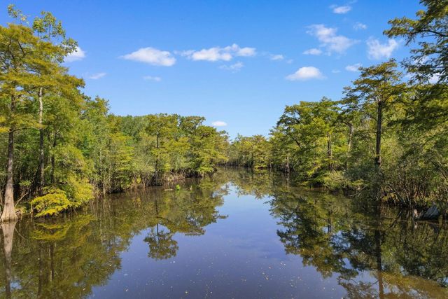 254 Rivers Edge Dr., Conway, SC 29526