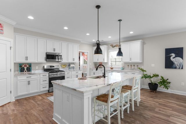 254 Rivers Edge Dr., Conway, SC 29526