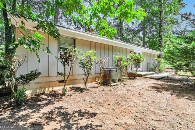 484 Evergreen Drive, Forest Park, GA 30297