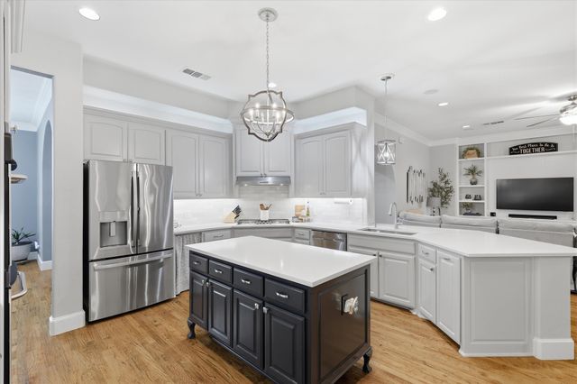 9878 Ranchero Drive, Frisco, TX 75033